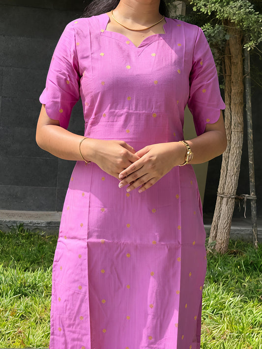 Lavendar Raw silk kurti with lining paired with premium jacquard weave shawl